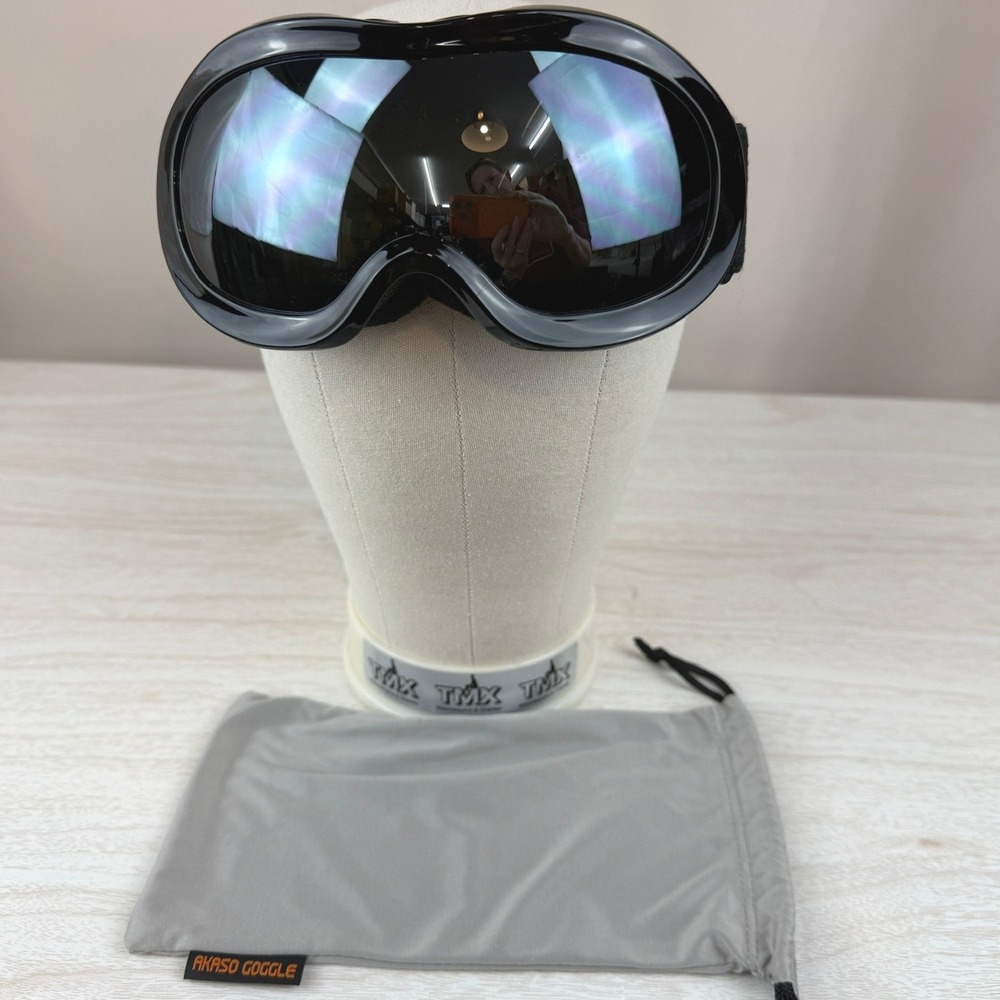 NWOT AKASO Kids Ski Goggles Black‎ Snowboard Winter Sports Youth